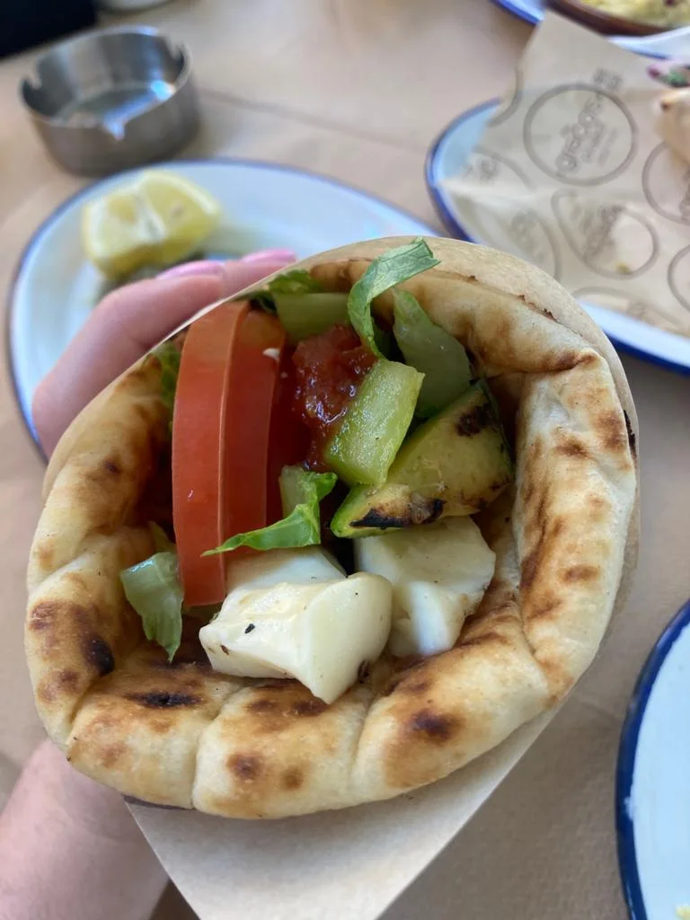 A picture of Zsófi's own vegetarian halloumi souvlaki in Greece
