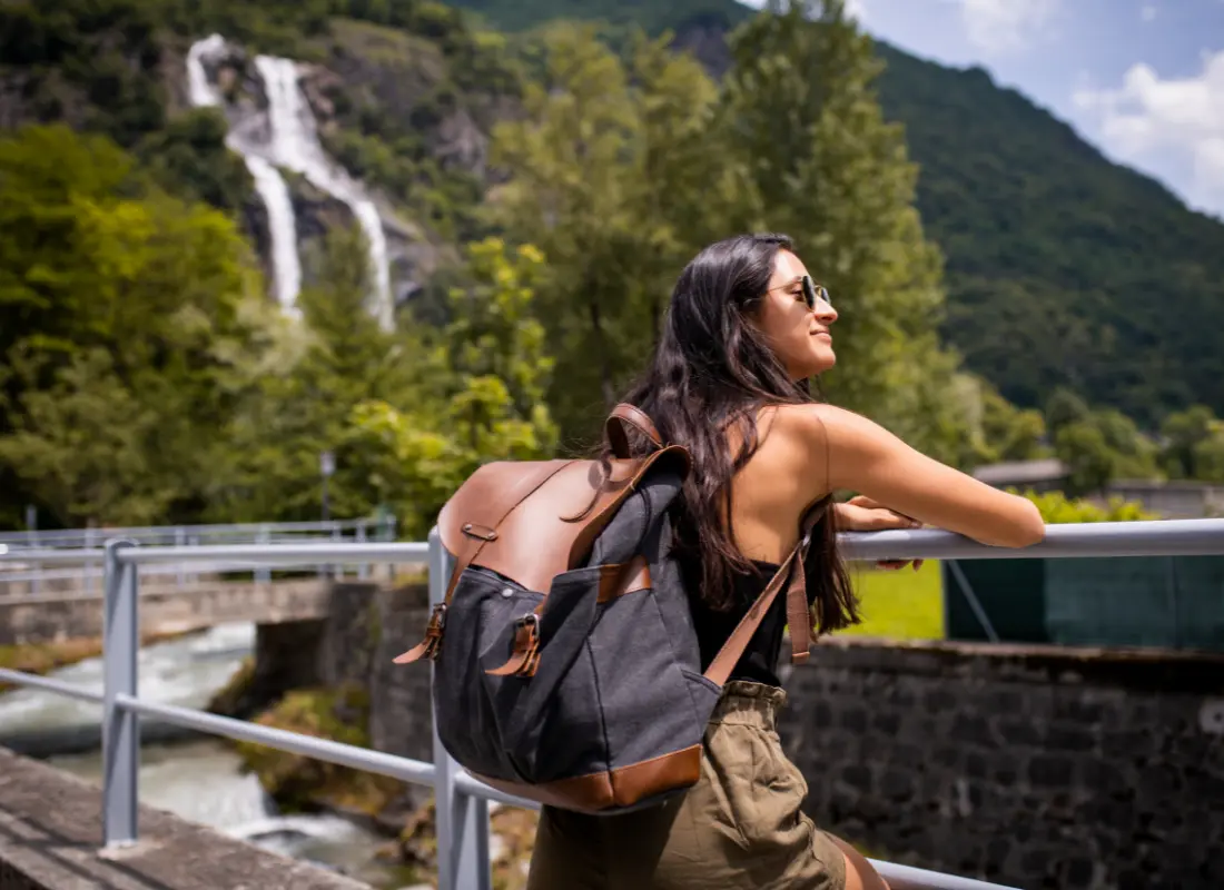 Solo Travel | Solo Travel Safety Tips » Food Travel Explore